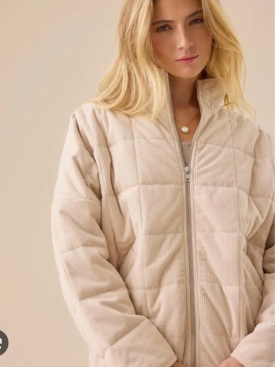 Altar'd State Jackets & Blazers - Altar'd State Light Beige Quilted Corduroy Puffer Jacket